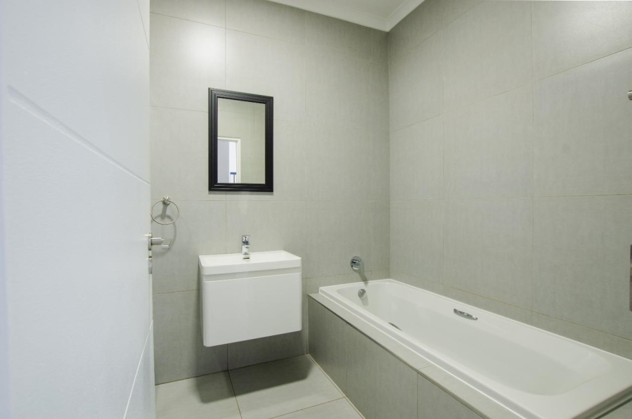 3 Bedroom Property for Sale in Equestria Gauteng