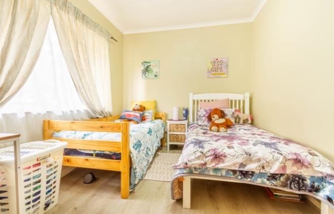 4 Bedroom Property for Sale in La Montagne Gauteng