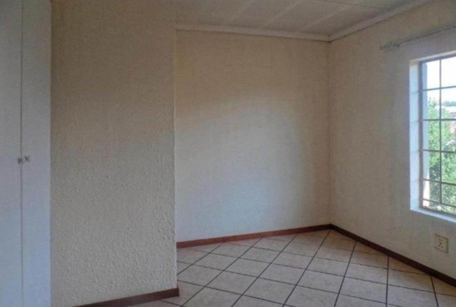 2 Bedroom Property for Sale in Willow Park Manor Gauteng
