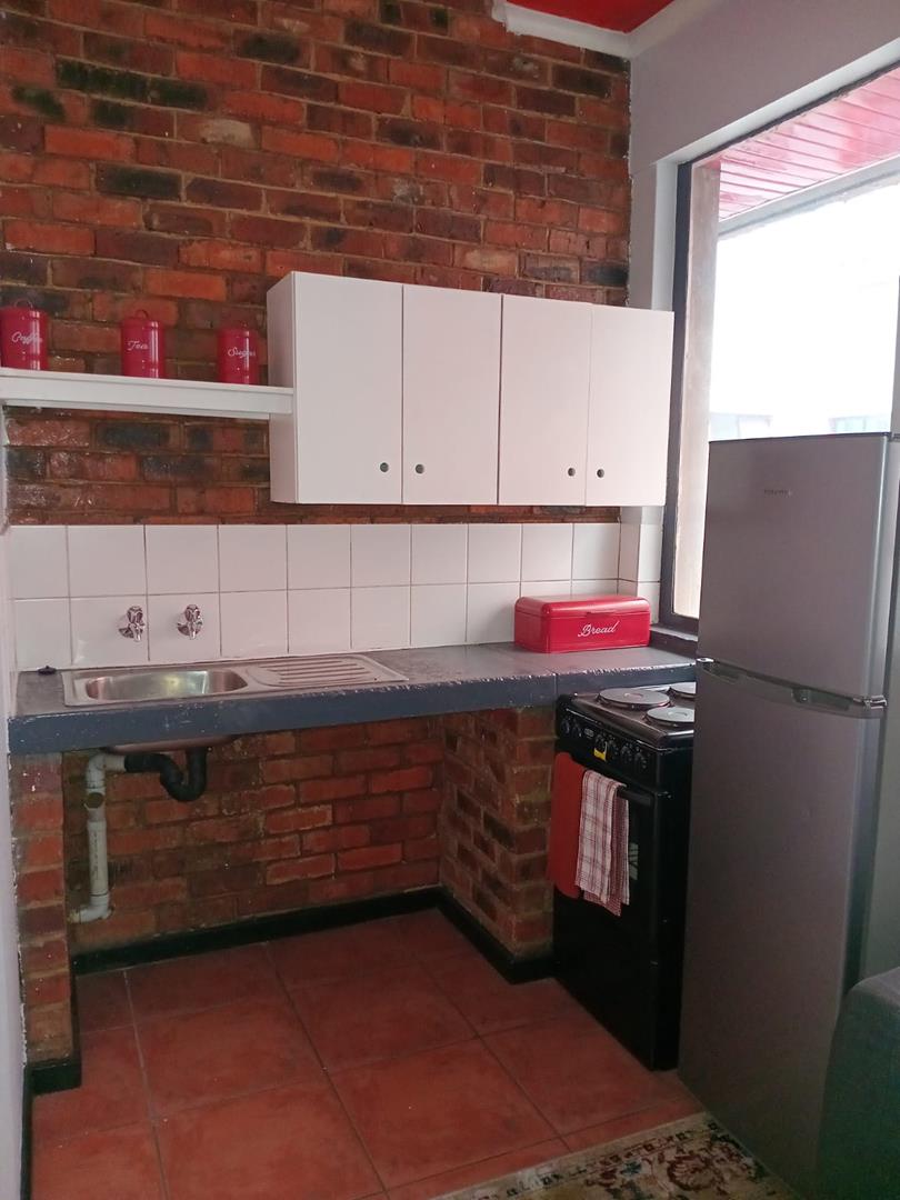 To Let 2 Bedroom Property for Rent in Johannesburg Central Gauteng