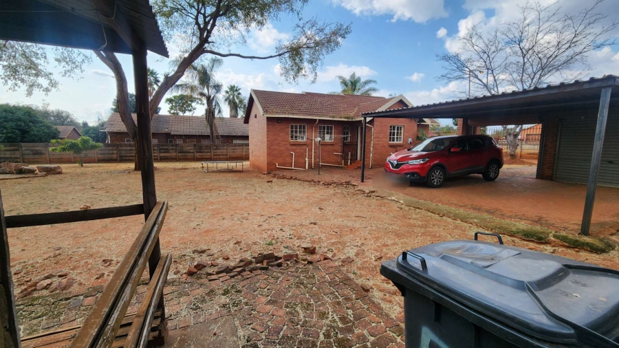 2 Bedroom Property for Sale in The Orchards Gauteng
