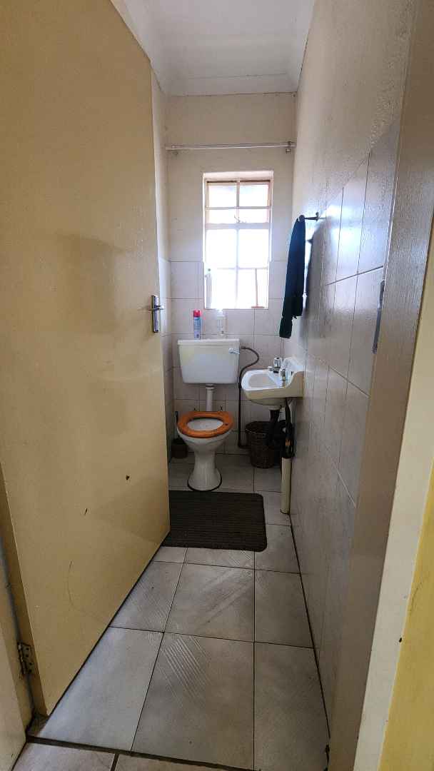 2 Bedroom Property for Sale in The Orchards Gauteng