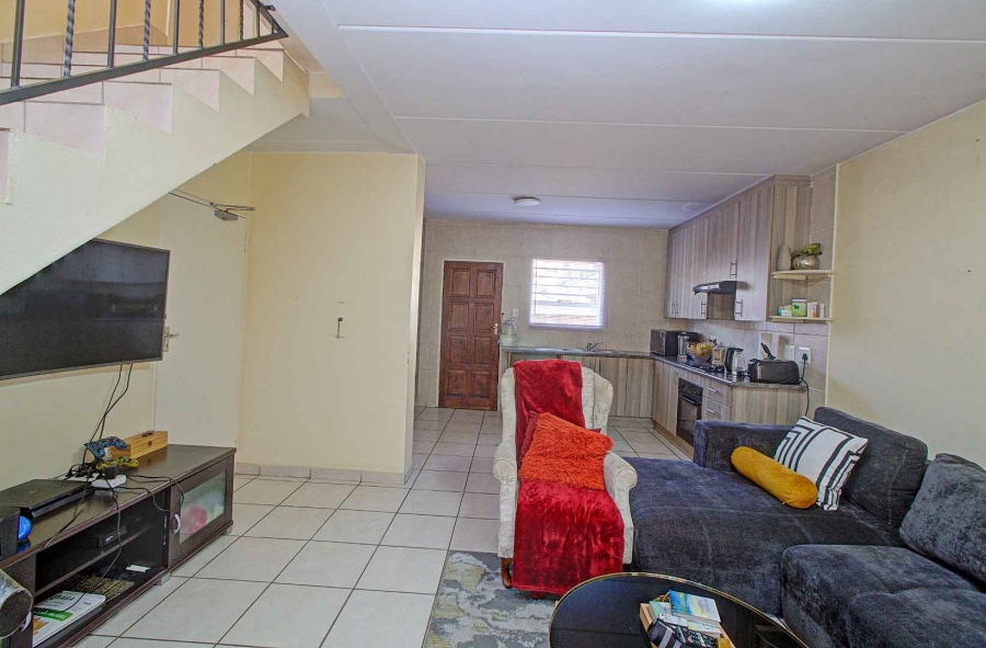 3 Bedroom Property for Sale in Wilgeheuwel Gauteng