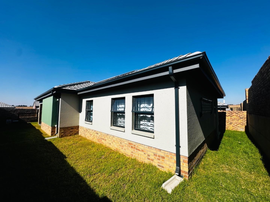 To Let 3 Bedroom Property for Rent in Nietgedacht Gauteng