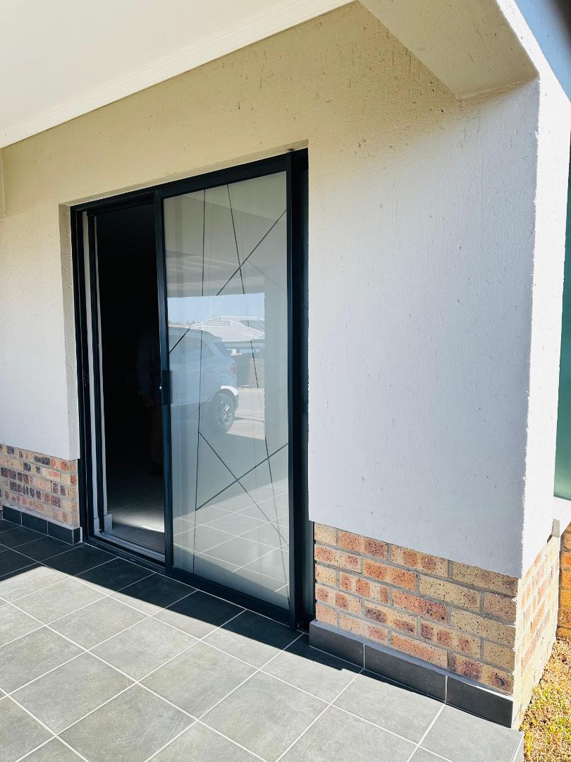 To Let 3 Bedroom Property for Rent in Nietgedacht Gauteng