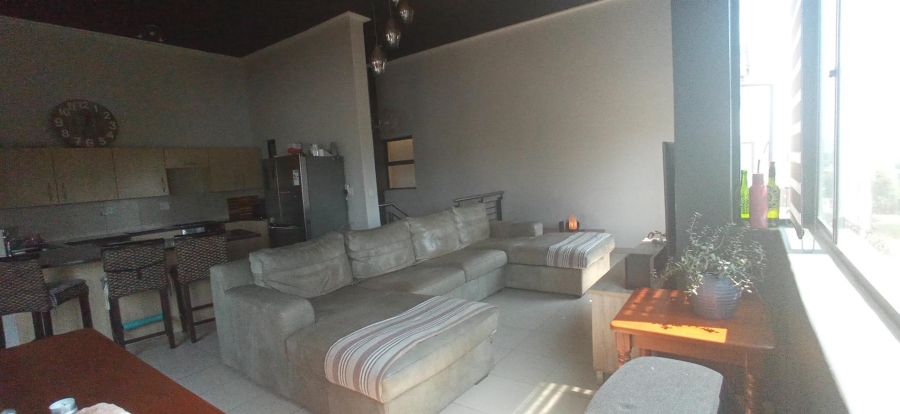 To Let 2 Bedroom Property for Rent in North Riding Gauteng