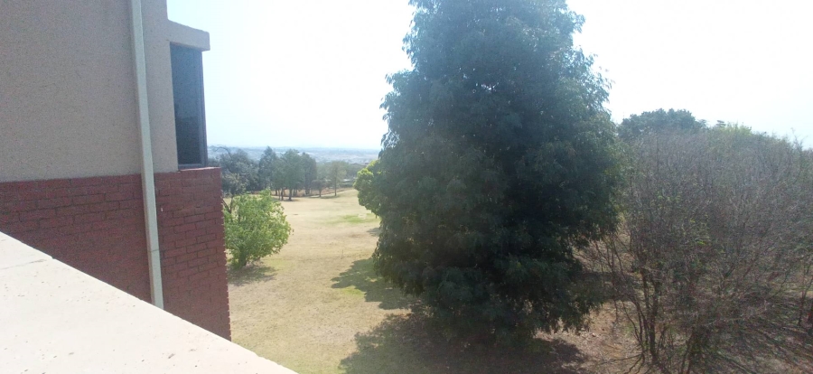 To Let 2 Bedroom Property for Rent in North Riding Gauteng