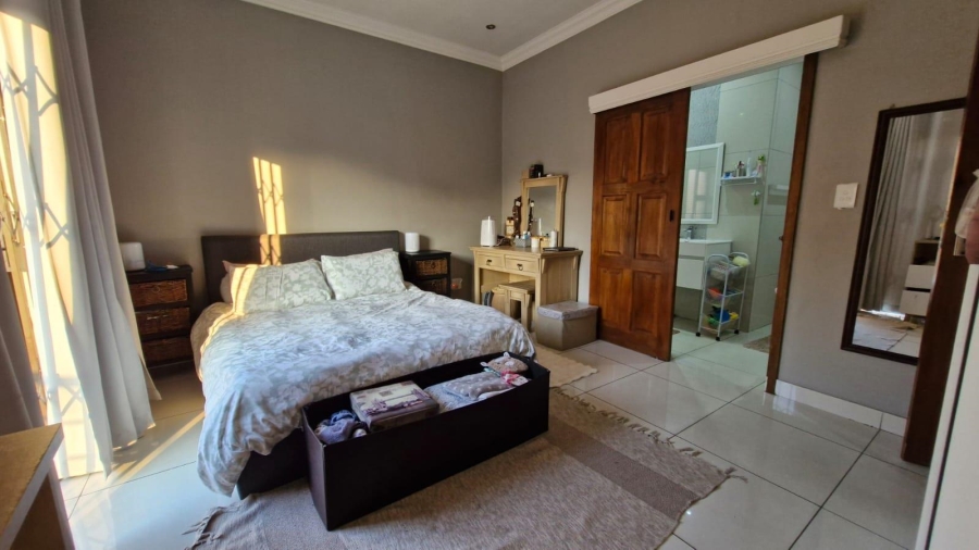 To Let 3 Bedroom Property for Rent in New Redruth Gauteng