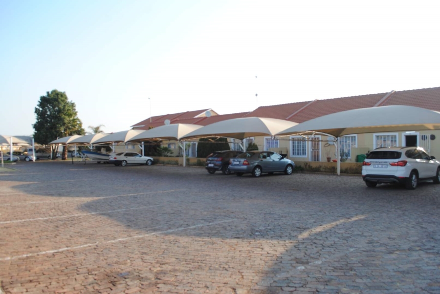 2 Bedroom Property for Sale in Kookrus Gauteng
