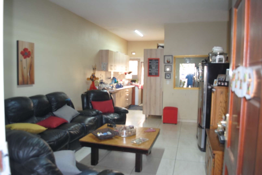 2 Bedroom Property for Sale in Kookrus Gauteng