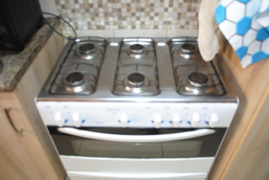 2 Bedroom Property for Sale in Kookrus Gauteng