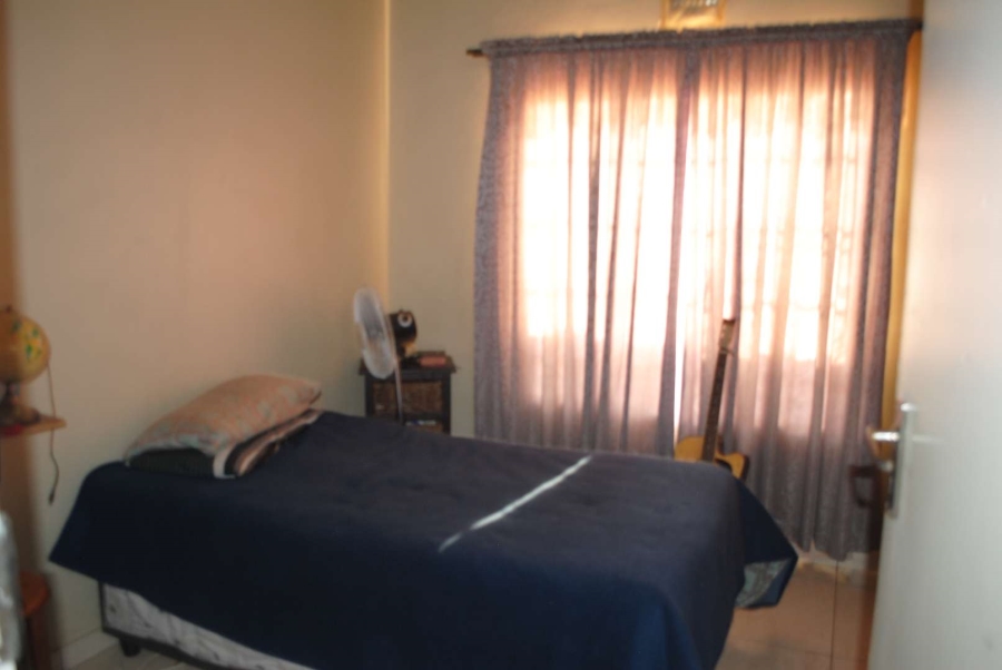 2 Bedroom Property for Sale in Kookrus Gauteng