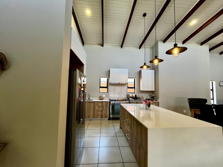 4 Bedroom Property for Sale in Six Fountains Residential Estate Gauteng