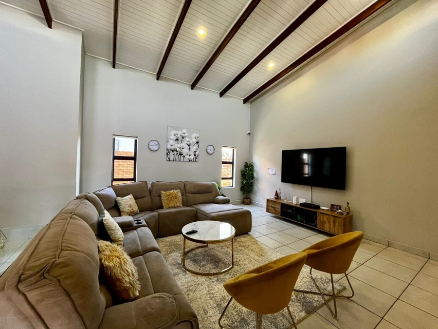 4 Bedroom Property for Sale in Six Fountains Residential Estate Gauteng