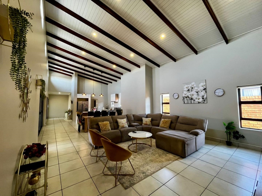 4 Bedroom Property for Sale in Six Fountains Residential Estate Gauteng