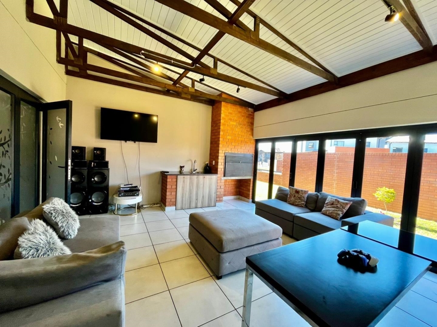 4 Bedroom Property for Sale in Six Fountains Residential Estate Gauteng