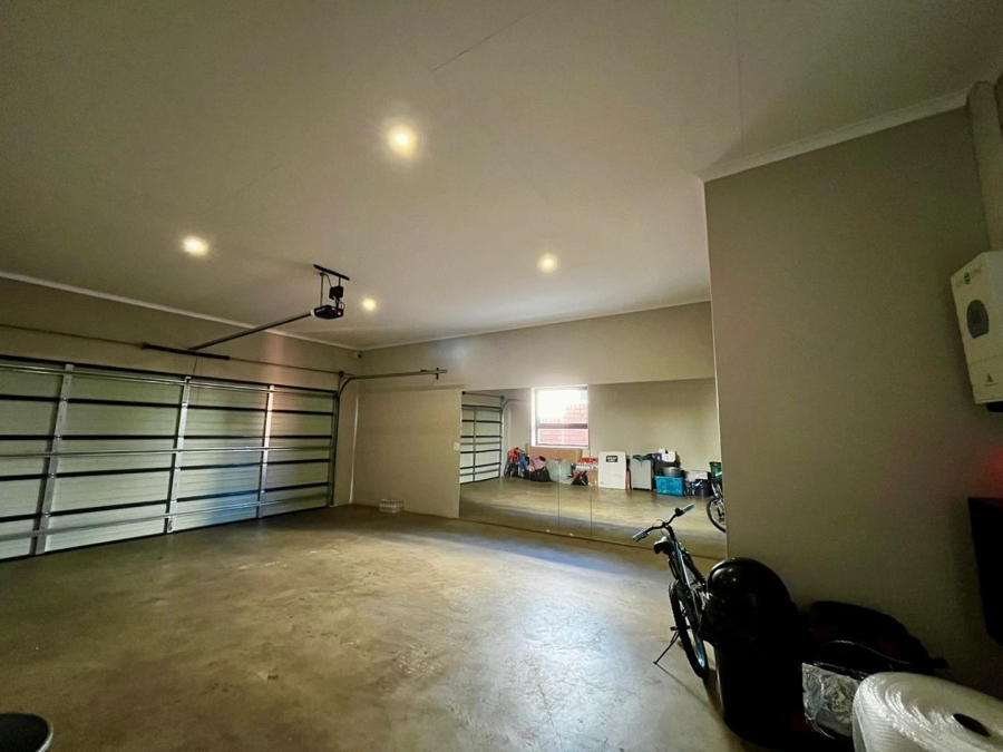 4 Bedroom Property for Sale in Six Fountains Residential Estate Gauteng