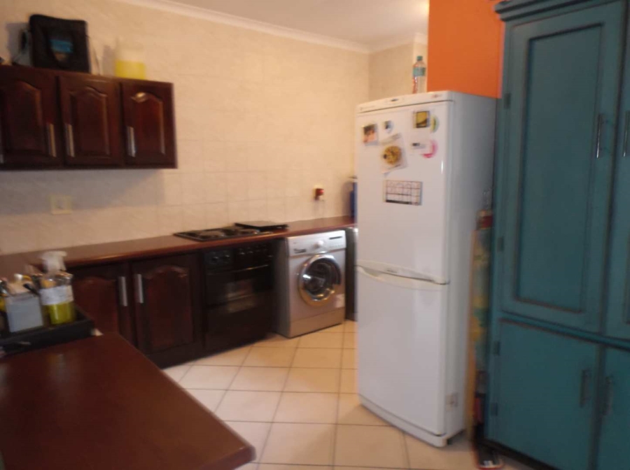 2 Bedroom Property for Sale in Beyerspark Gauteng