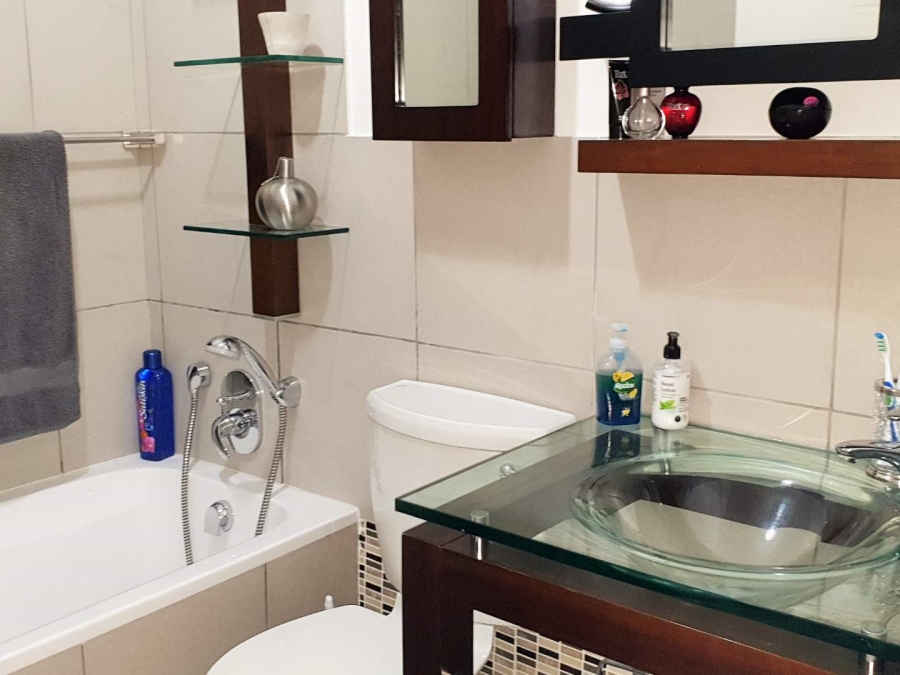 2 Bedroom Property for Sale in Jackal Creek Golf Estate Gauteng