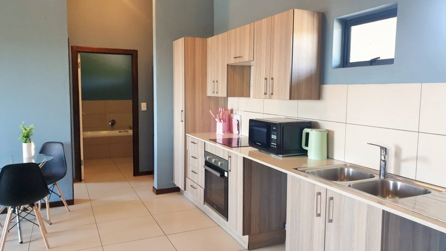 To Let 2 Bedroom Property for Rent in Jackal Creek Golf Estate Gauteng