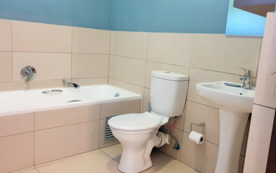 To Let 2 Bedroom Property for Rent in Jackal Creek Golf Estate Gauteng