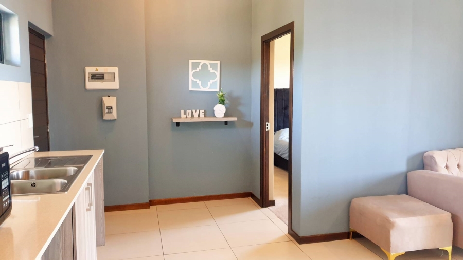 To Let 2 Bedroom Property for Rent in Jackal Creek Golf Estate Gauteng