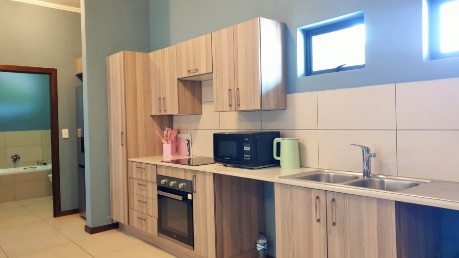 To Let 2 Bedroom Property for Rent in Jackal Creek Golf Estate Gauteng