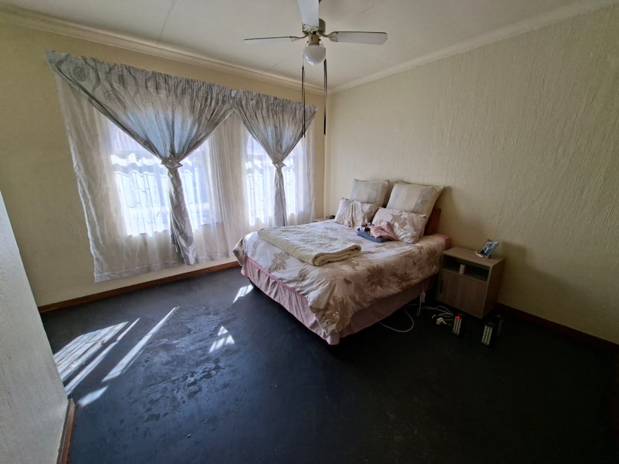 2 Bedroom Property for Sale in Kilner Park Gauteng