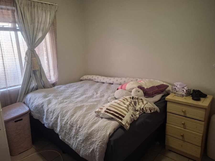 2 Bedroom Property for Sale in Montana Tuine Gauteng