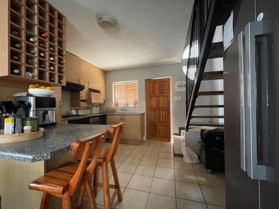 2 Bedroom Property for Sale in Birchleigh Gauteng