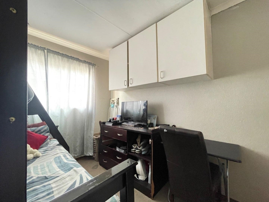2 Bedroom Property for Sale in Birchleigh Gauteng