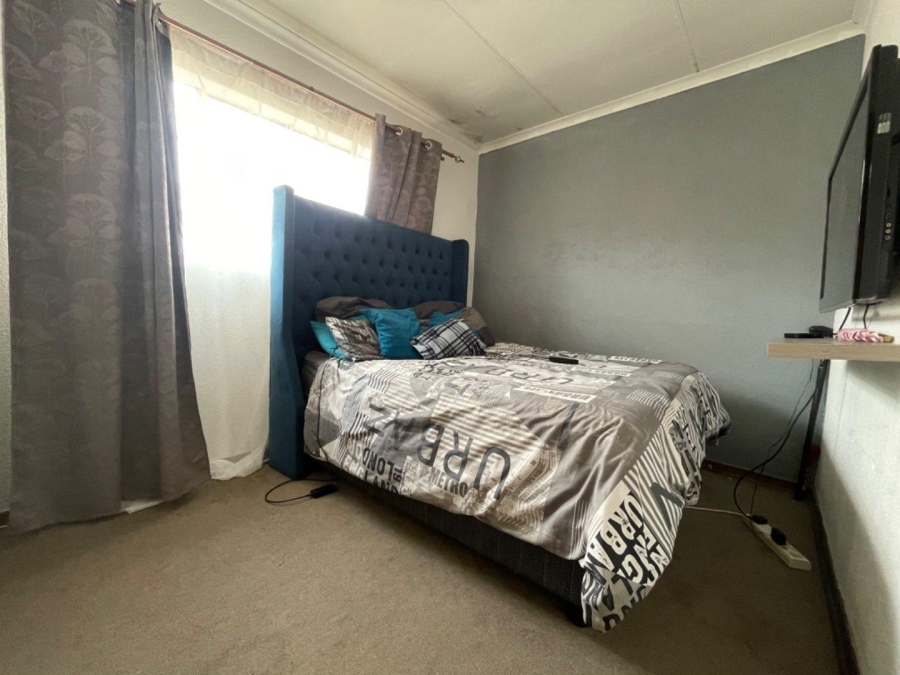 2 Bedroom Property for Sale in Birchleigh Gauteng