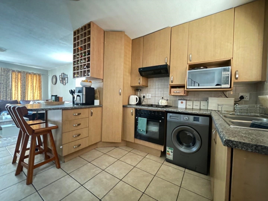 2 Bedroom Property for Sale in Birchleigh Gauteng