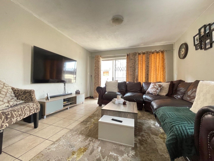 2 Bedroom Property for Sale in Birchleigh Gauteng