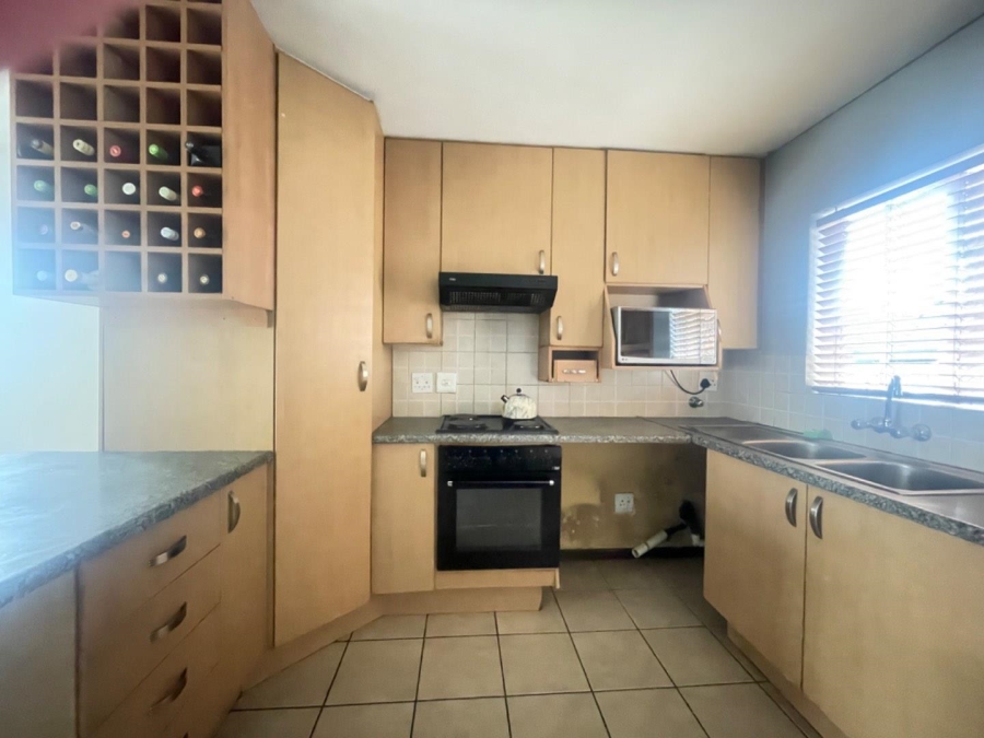 2 Bedroom Property for Sale in Birchleigh Gauteng