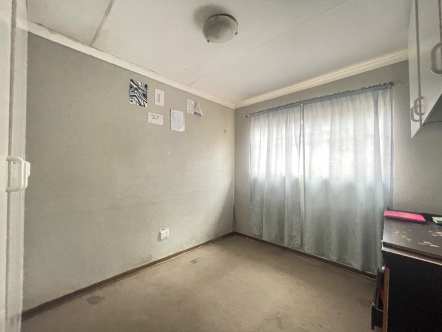 2 Bedroom Property for Sale in Birchleigh Gauteng