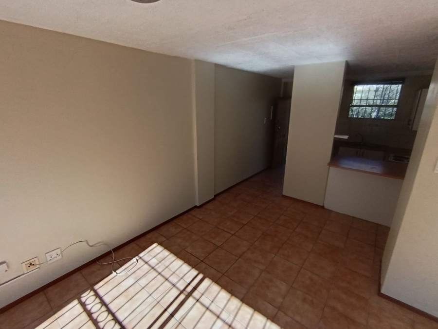 2 Bedroom Property for Sale in Queenswood Gauteng