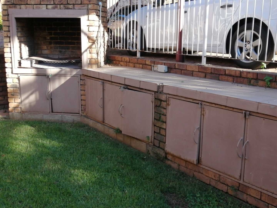 To Let 2 Bedroom Property for Rent in Centurion Central Gauteng