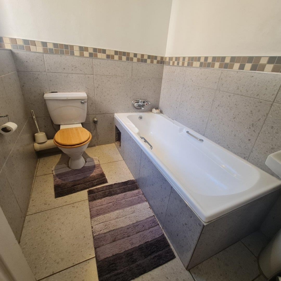 3 Bedroom Property for Sale in Erasmuskloof Gauteng
