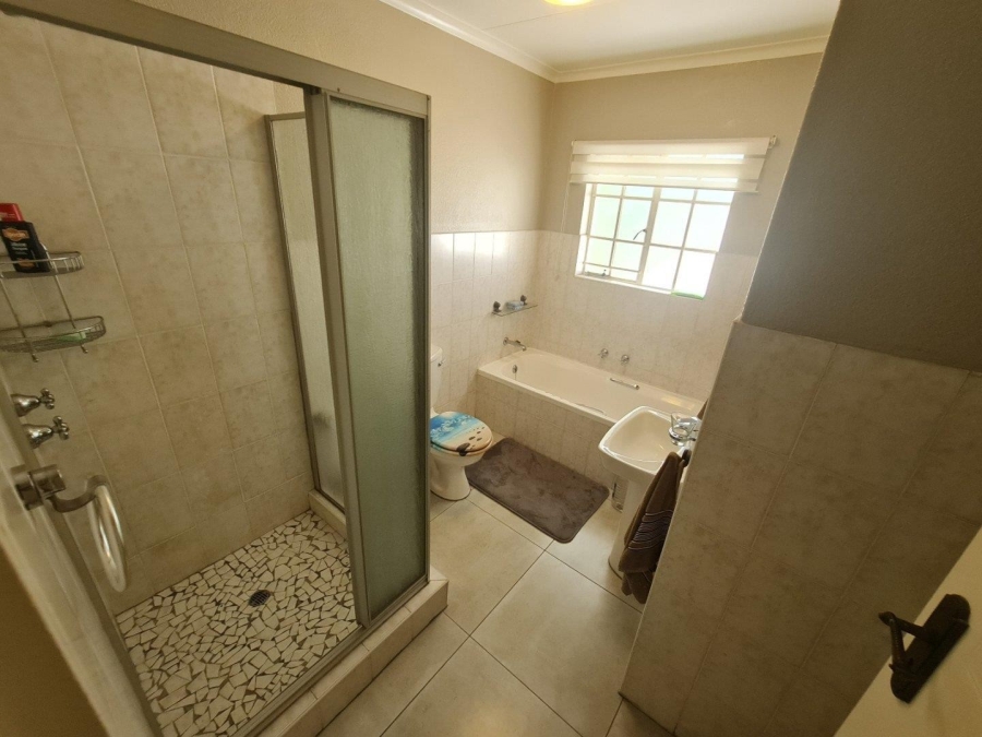 2 Bedroom Property for Sale in Sterrewag Gauteng