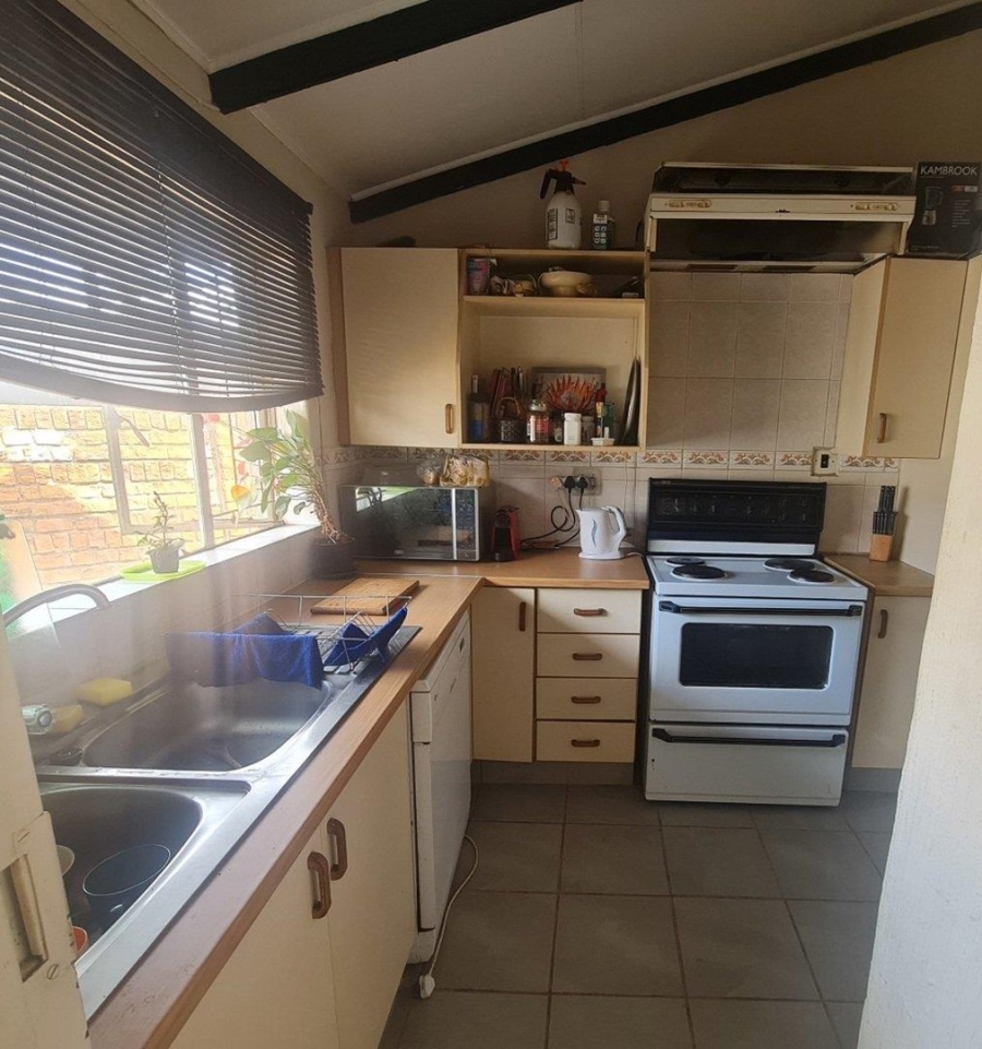 3 Bedroom Property for Sale in Elardus Park Gauteng