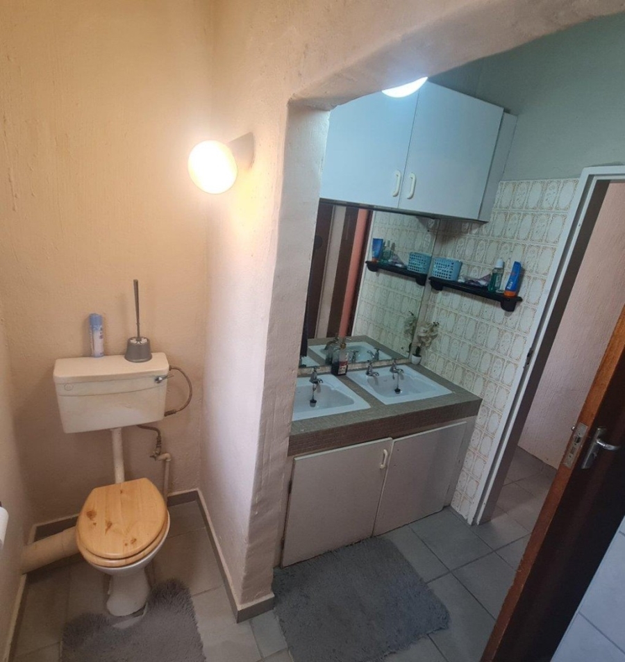 3 Bedroom Property for Sale in Elardus Park Gauteng