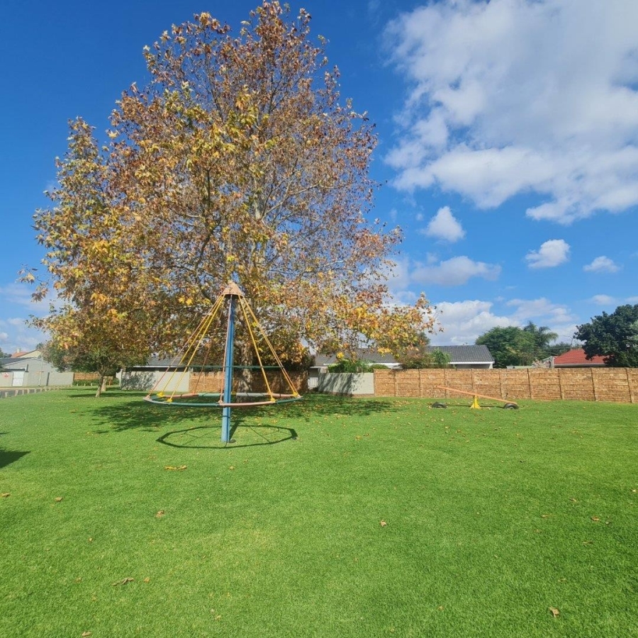 3 Bedroom Property for Sale in Elardus Park Gauteng
