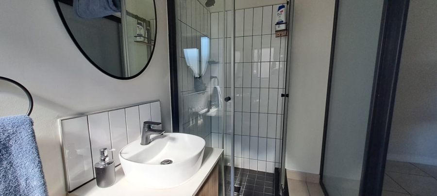 2 Bedroom Property for Sale in Aspen Hills Gauteng