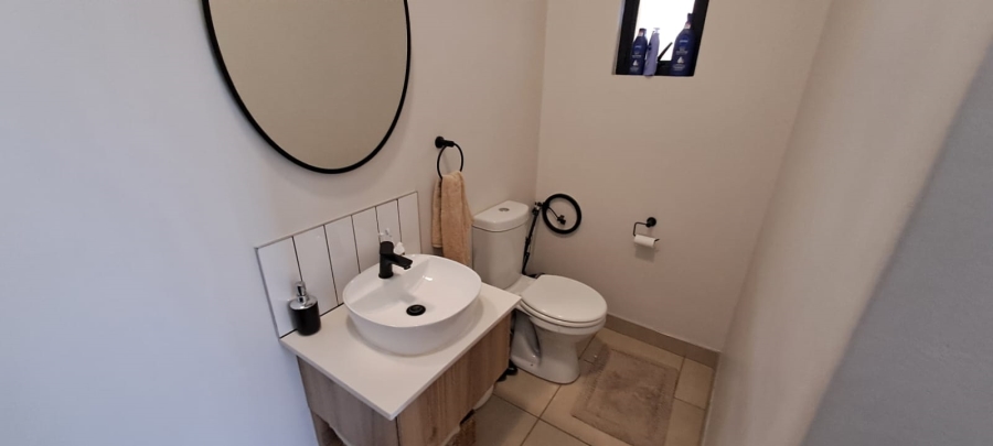 2 Bedroom Property for Sale in Aspen Hills Gauteng