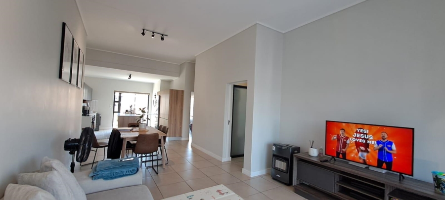 2 Bedroom Property for Sale in Aspen Hills Gauteng