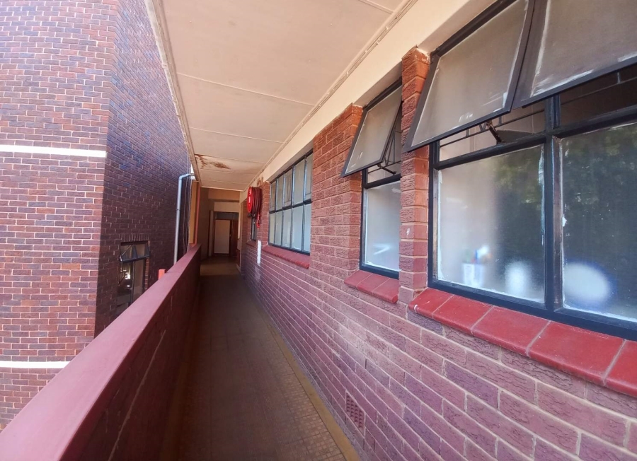 2 Bedroom Property for Sale in Muckleneuk Gauteng