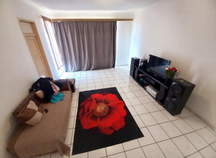2 Bedroom Property for Sale in Muckleneuk Gauteng