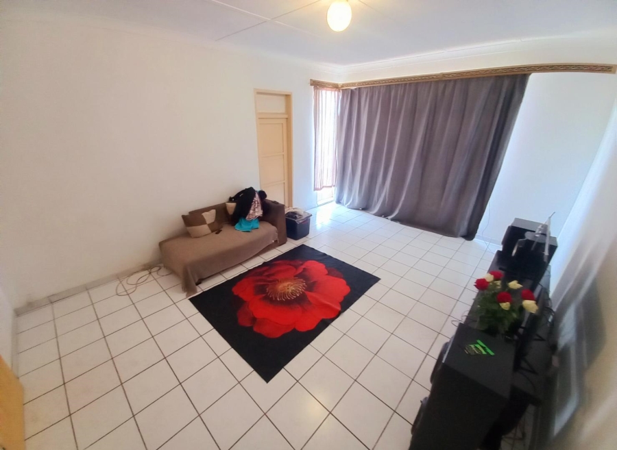 2 Bedroom Property for Sale in Muckleneuk Gauteng