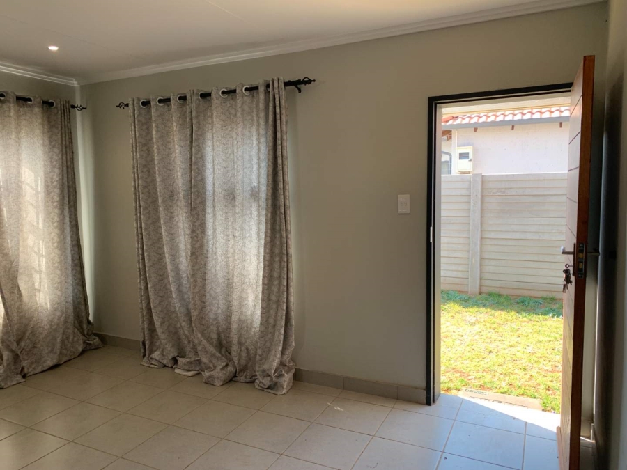 3 Bedroom Property for Sale in Protea Glen Gauteng